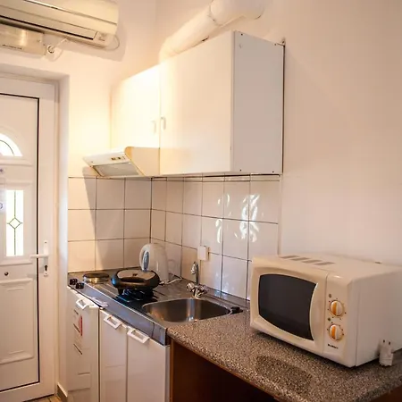 Thimios Aparthotel *
