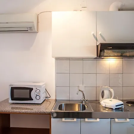 Thimios Aparthotel *