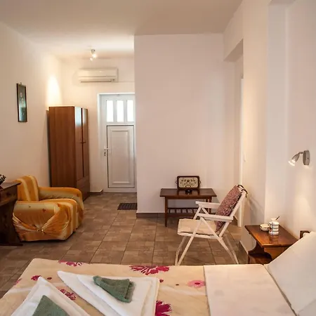 Thimios Aparthotel *